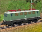 Elektrolokomotive 141 008 in grner Farbgebung mit silbernen Dach der DB in Epoche IV