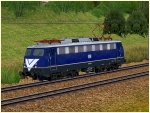 Schnellzuglokomotiven BR 110 der DB mit Warnanstrich Epoche III / IV