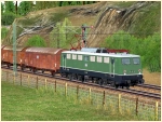 Güterzug-Set der DB in Epoche III mit gedeckten Güterwagen und E40 / E40.11