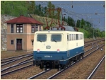 Elektrische Güterzuglokomotive BR 140 der DB in ozeanblau-beiger Farbgebung Epoche IV