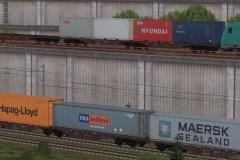 Zweiteilige Containertragwagen Typ Sggrss 80 von Touax