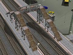 Fußgängerbrücke Stahlkonstruktion (Bausatz) (V80NSM20079 )